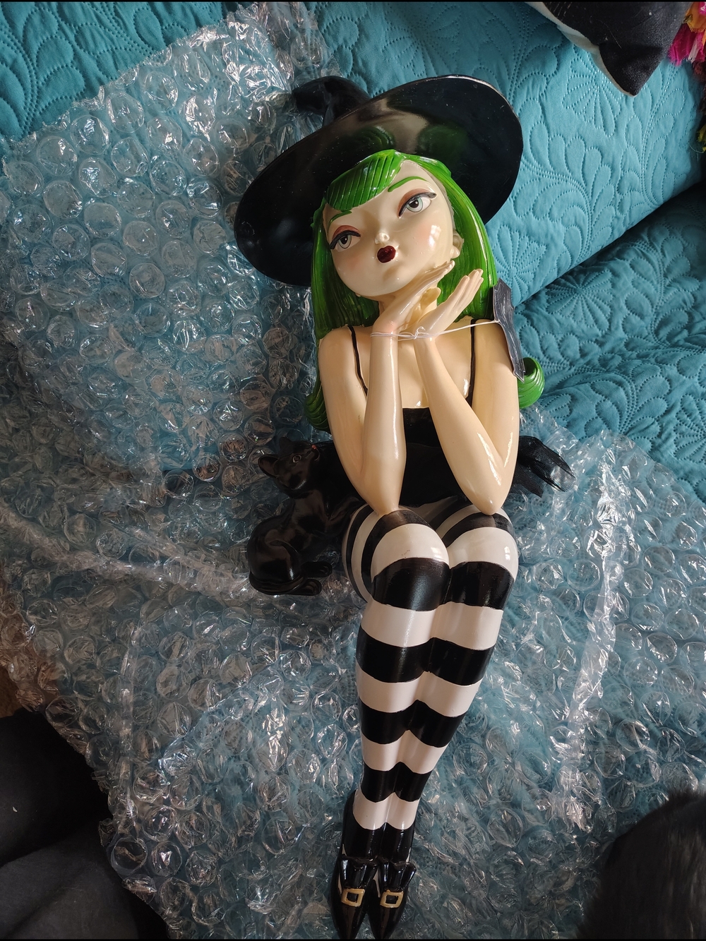 💚✨Bella Lux Green Hair Witch Viral Halloween Decor - Picture 6 of 7